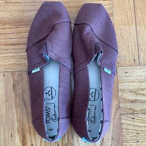 Barely used brown toms M9/W 11 unisex